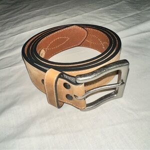Cowgirl Ranchera Women’s Tan Leather Belt, brand new without tags